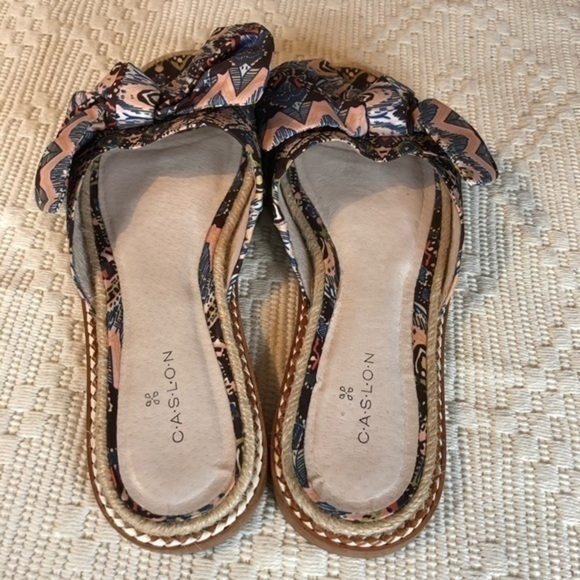 Caslon Darcie Morrocan Bow Fabric Slide Sandal 6.5 - Picture 7 of 13